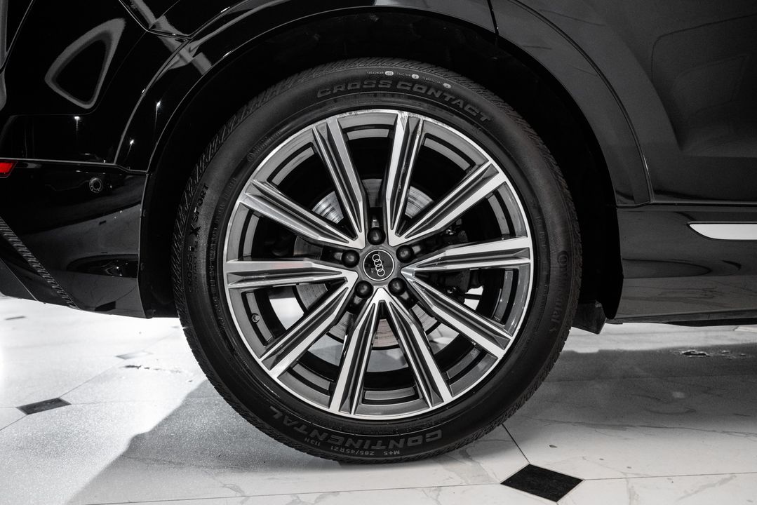 2022 Audi SQ8