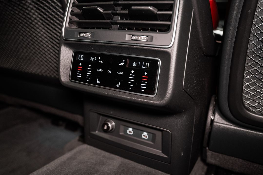 2022 Audi SQ8