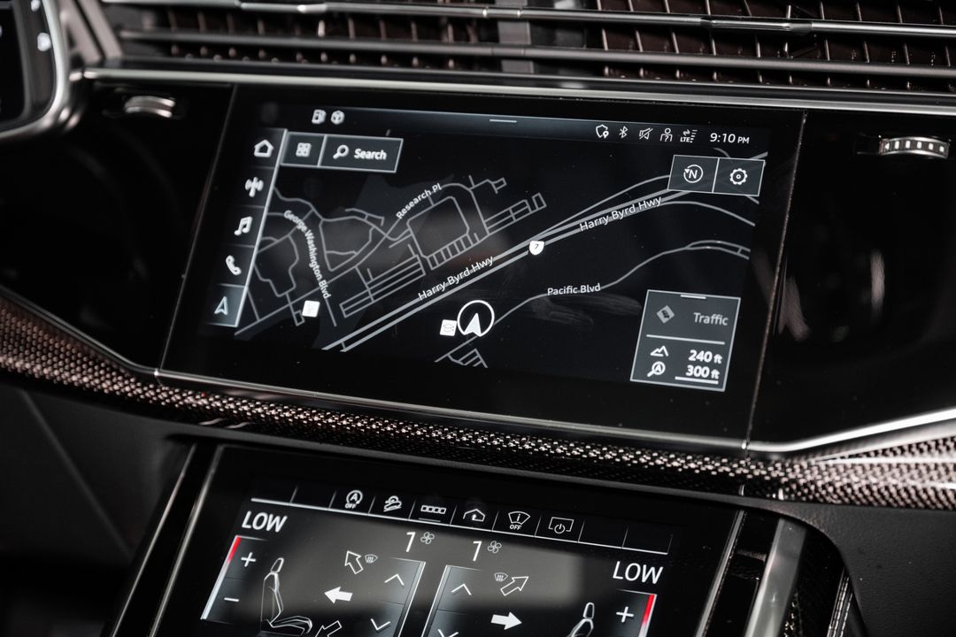 2022 Audi SQ8