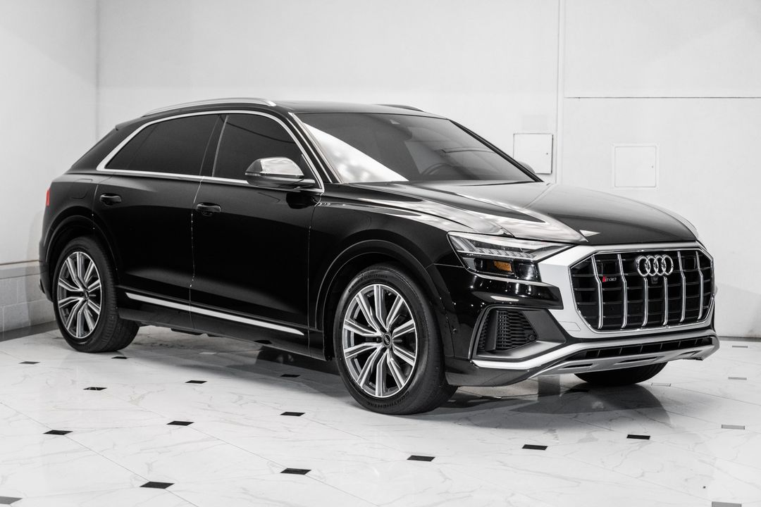 2022 Audi SQ8