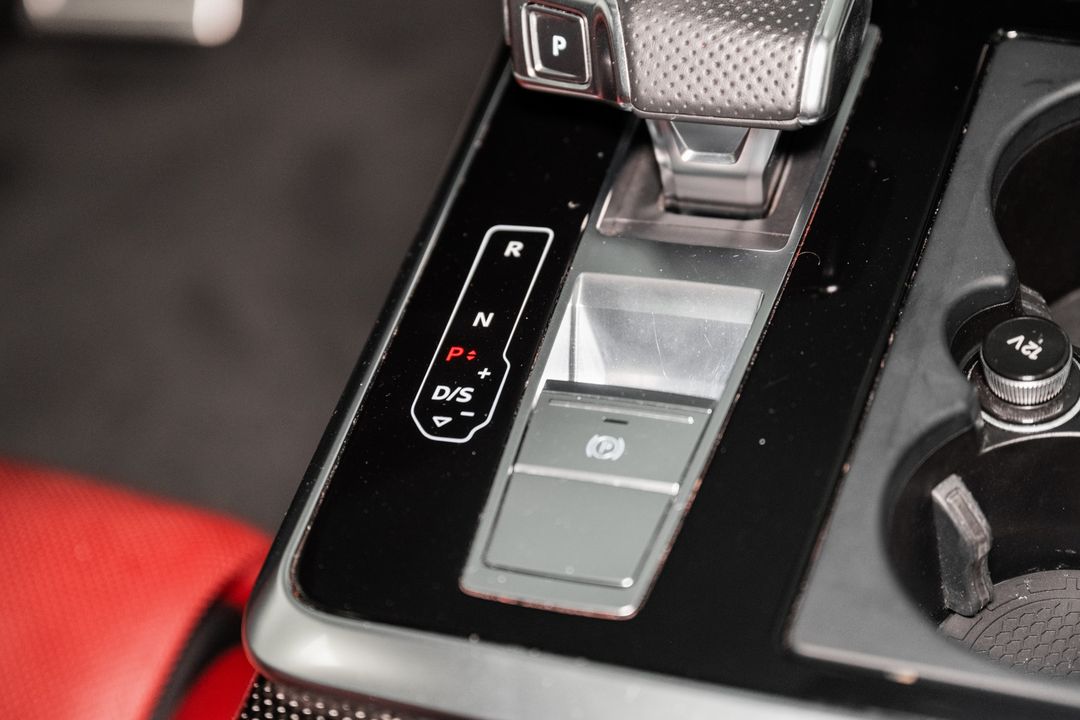 2022 Audi SQ8