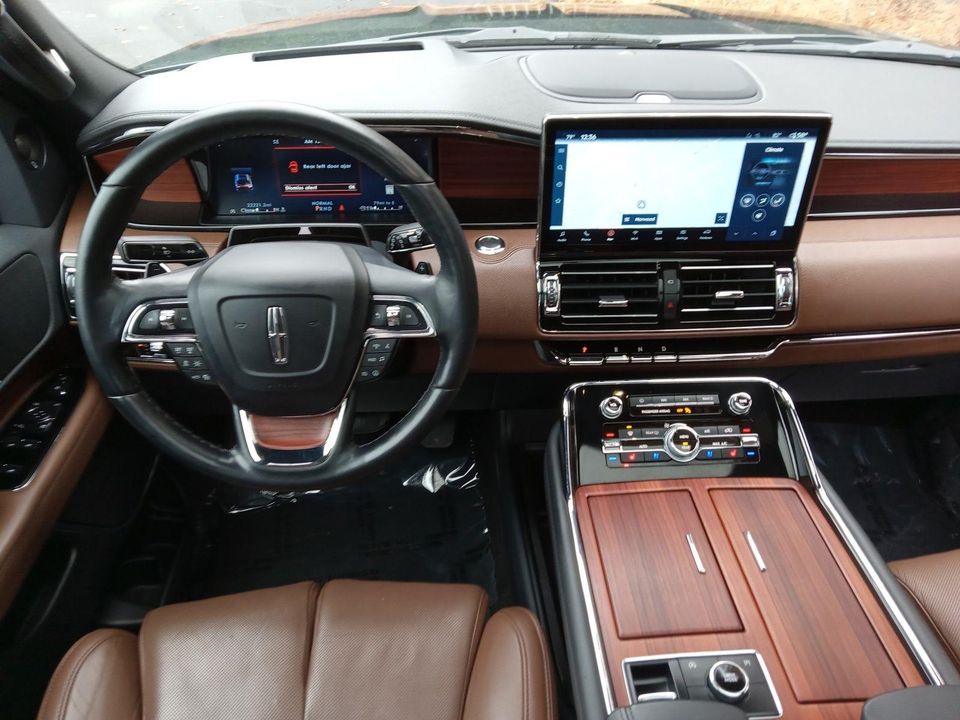 2024 Lincoln Navigator L