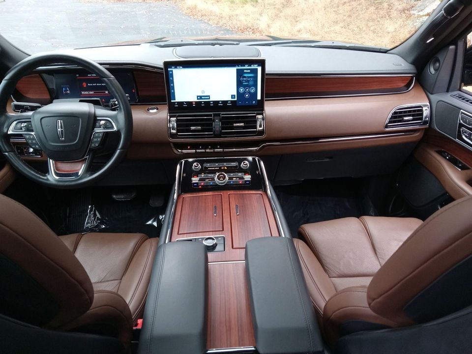 2024 Lincoln Navigator L