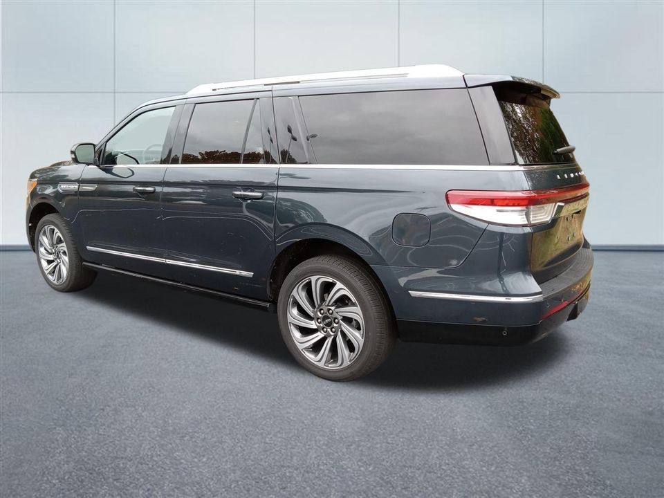 2024 Lincoln Navigator L