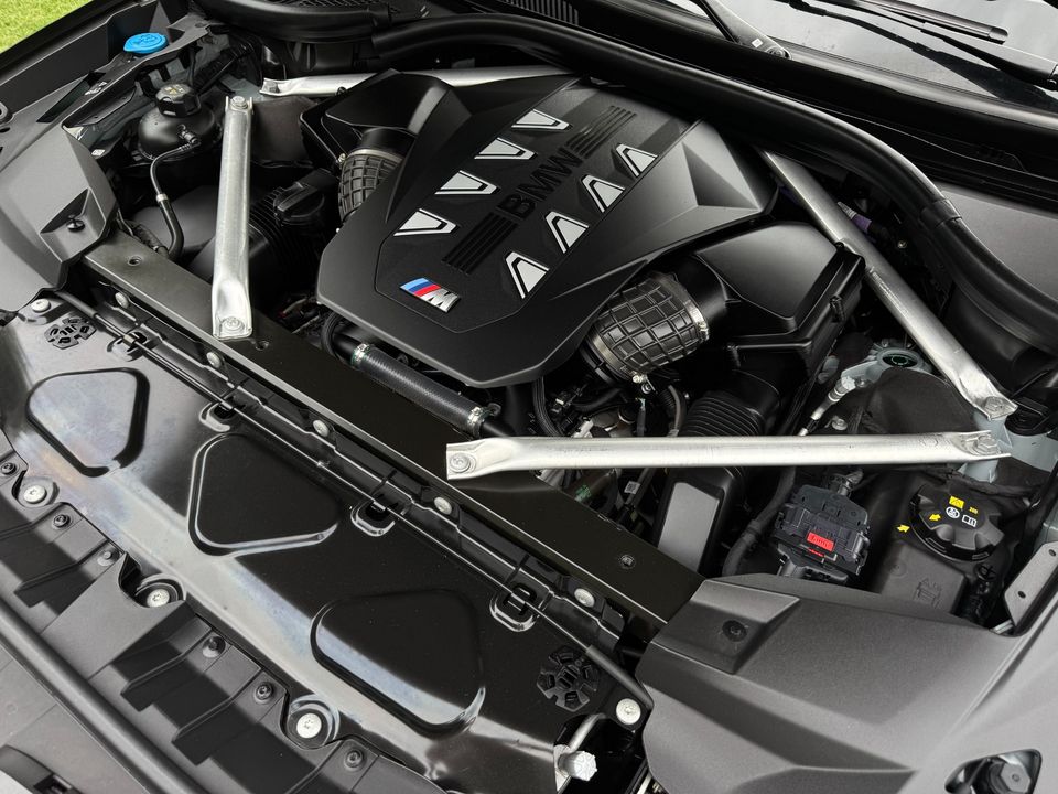 2024 BMW X7