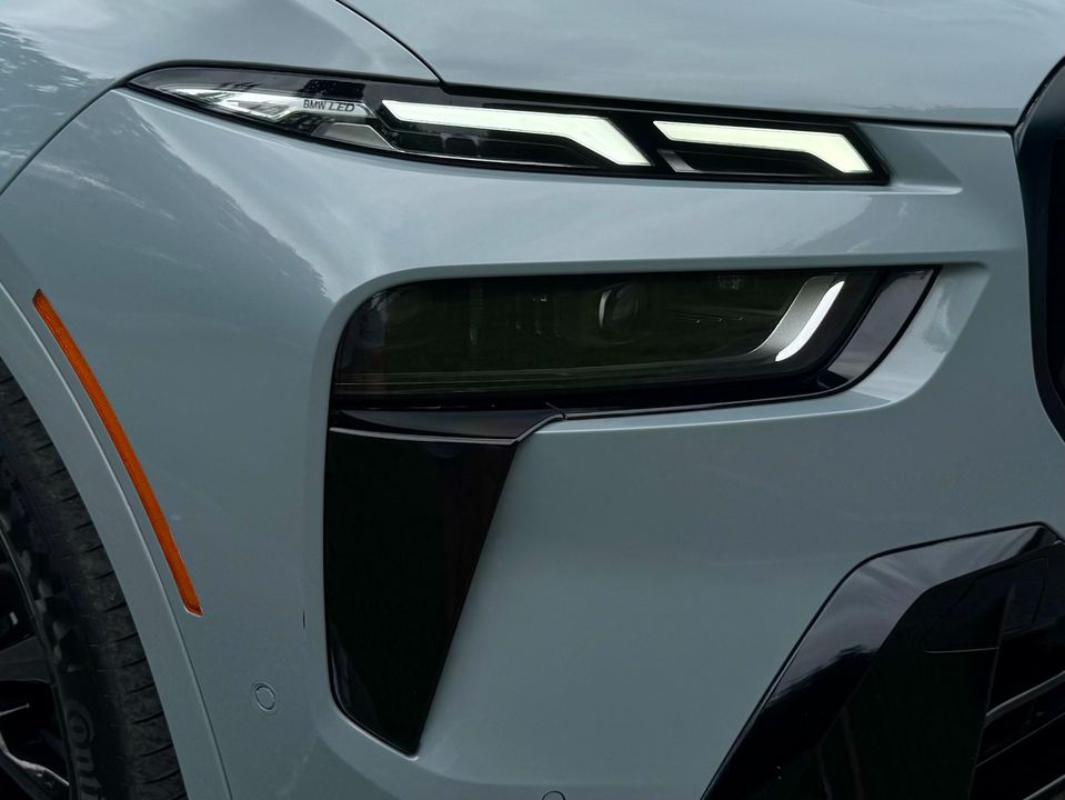 2024 BMW X7