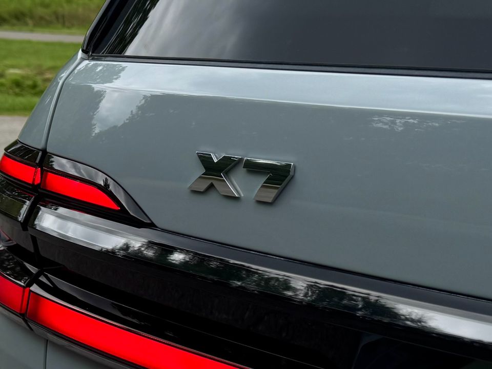 2024 BMW X7