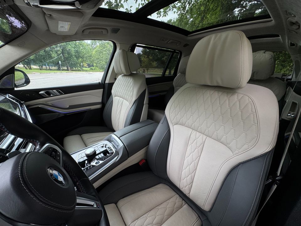 2024 BMW X7