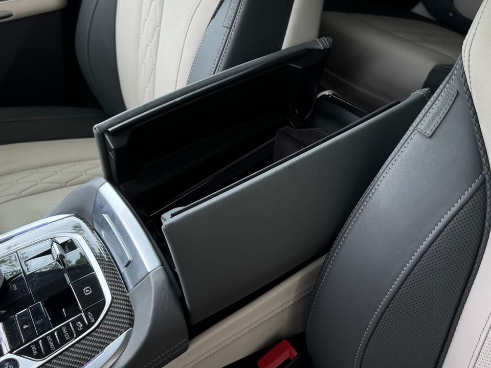 2024 BMW X7