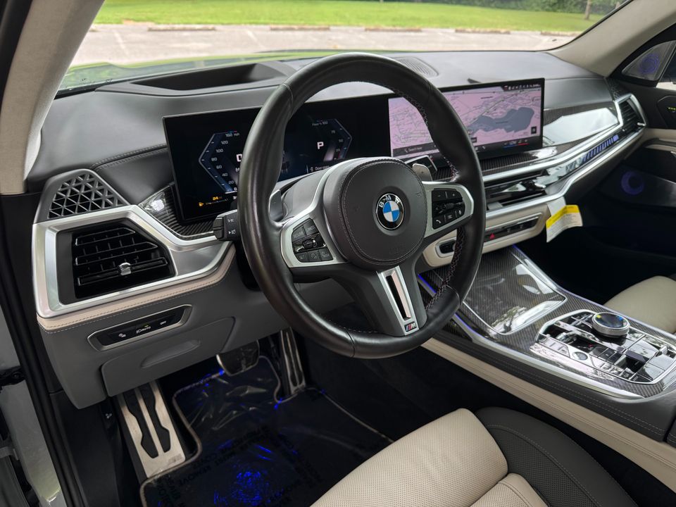 2024 BMW X7