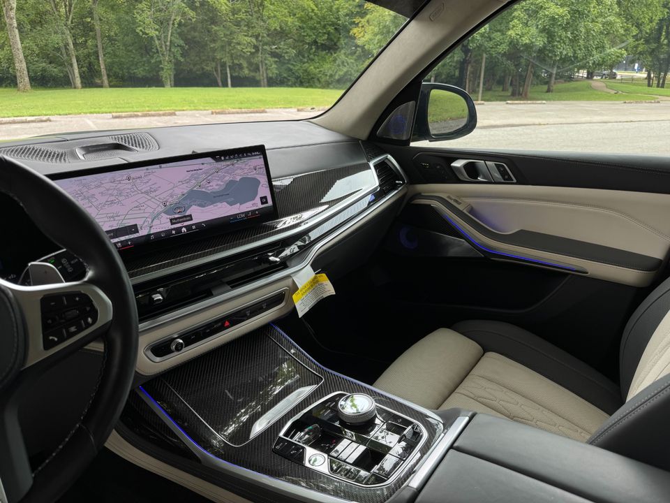 2024 BMW X7