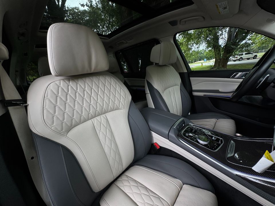 2024 BMW X7