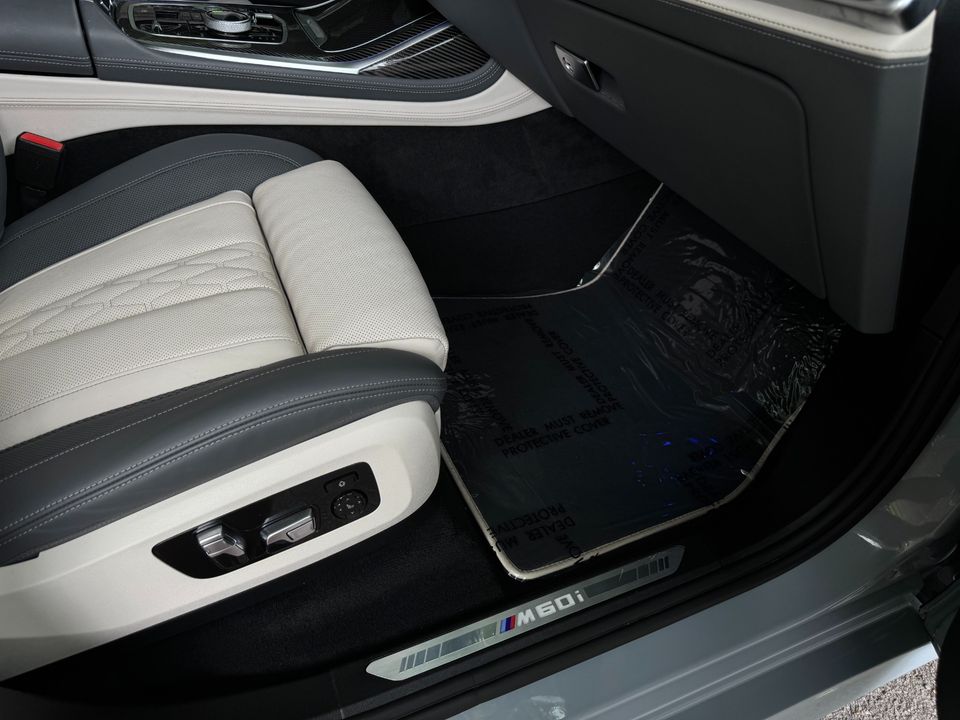 2024 BMW X7