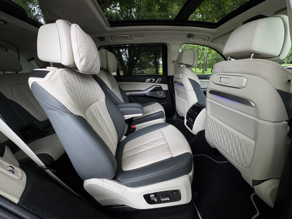 2024 BMW X7