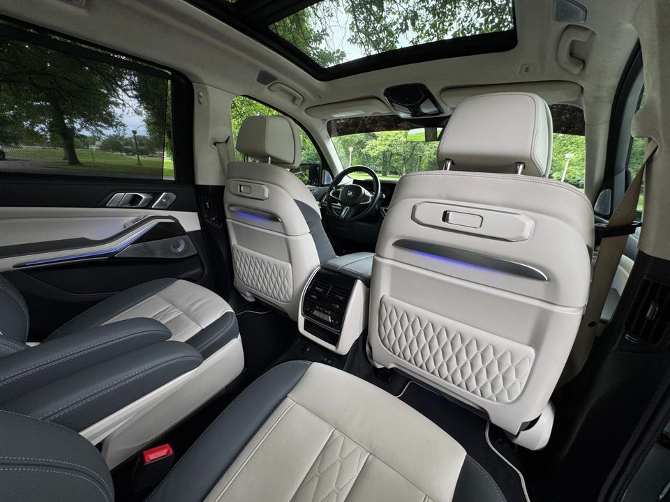 2024 BMW X7