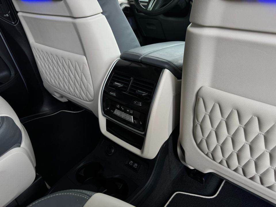 2024 BMW X7