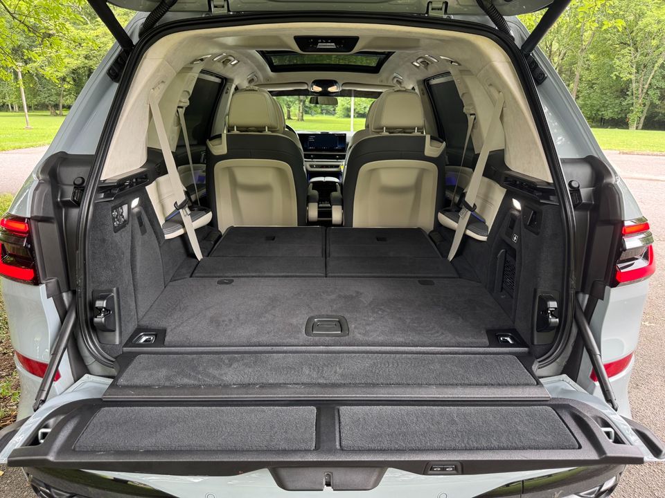 2024 BMW X7
