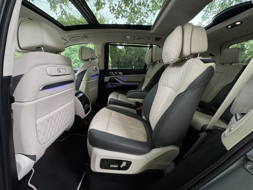 2024 BMW X7