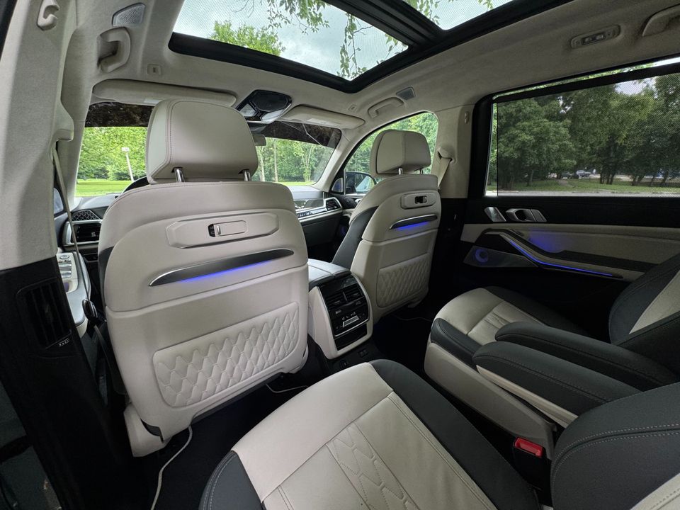 2024 BMW X7