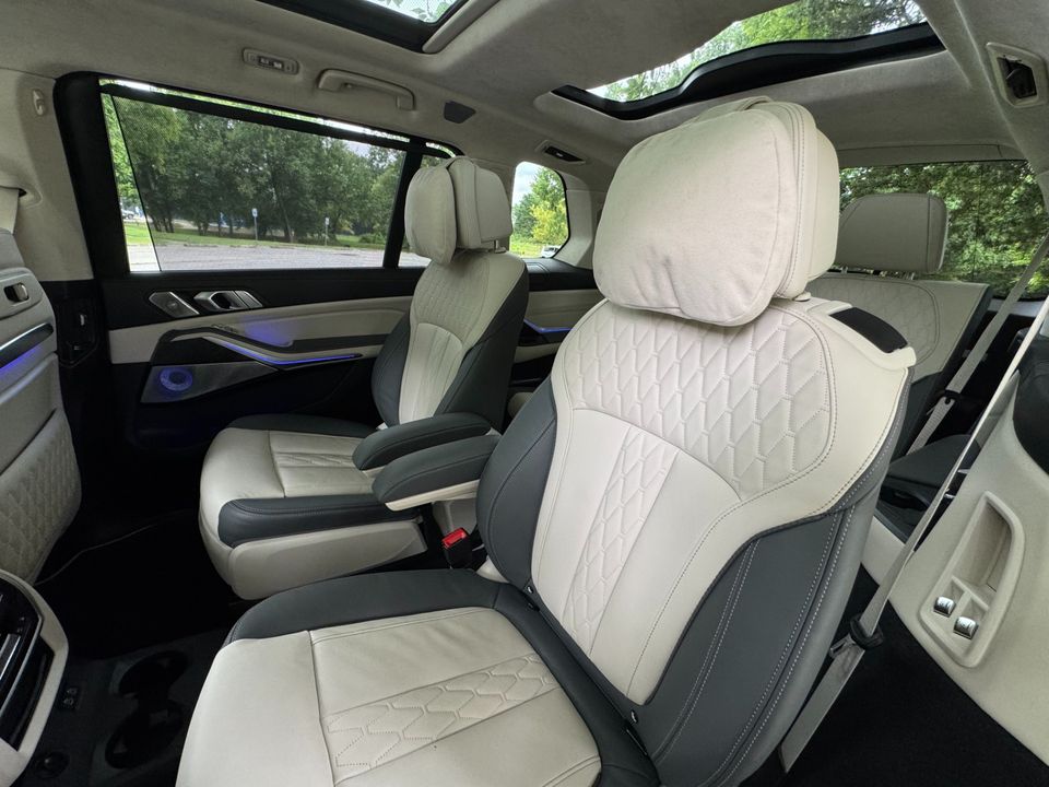 2024 BMW X7