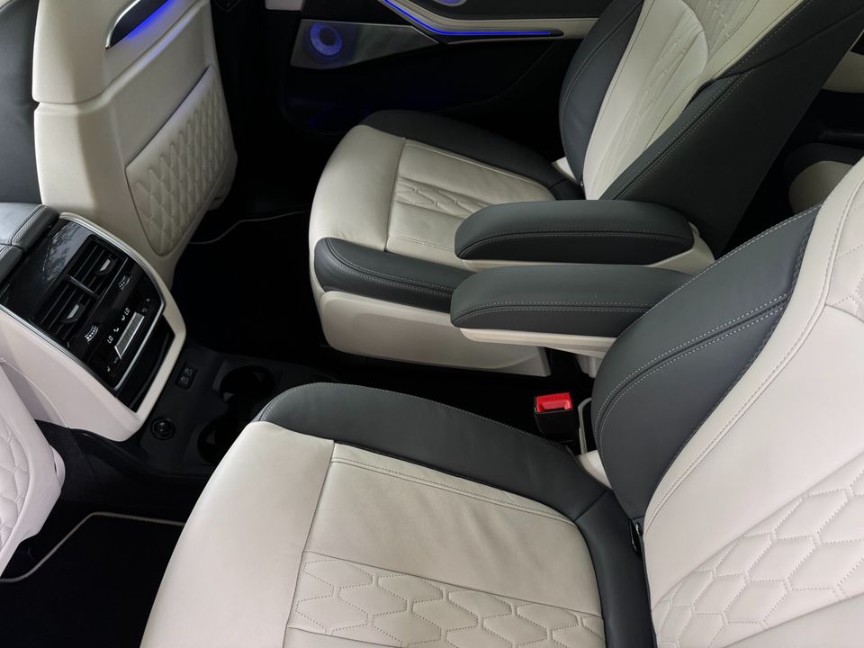 2024 BMW X7