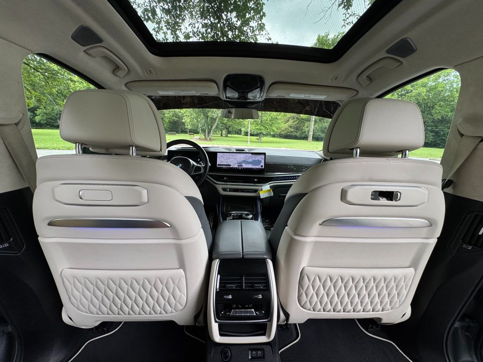 2024 BMW X7