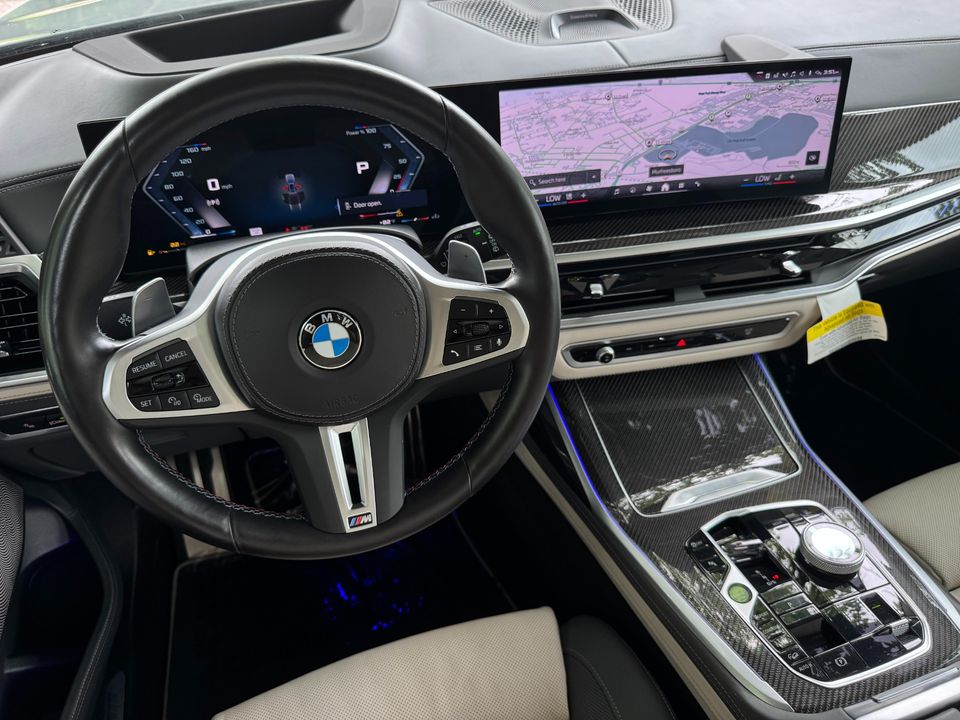 2024 BMW X7