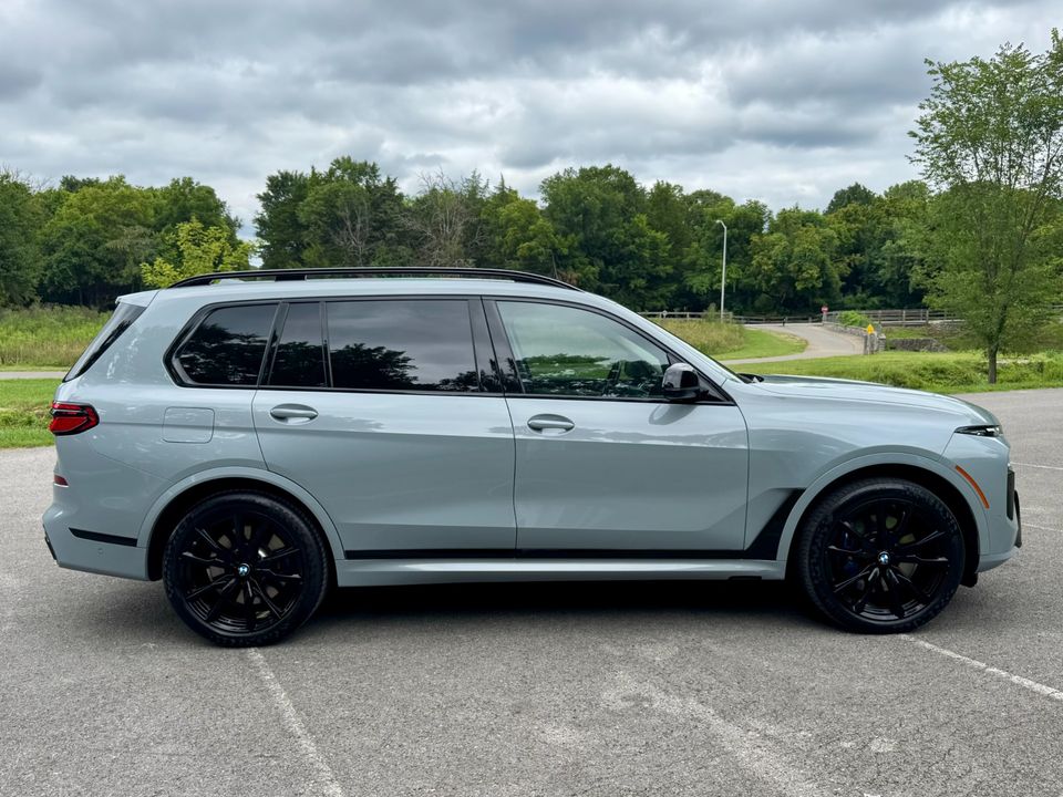 2024 BMW X7