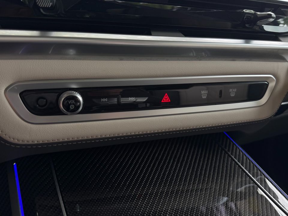 2024 BMW X7