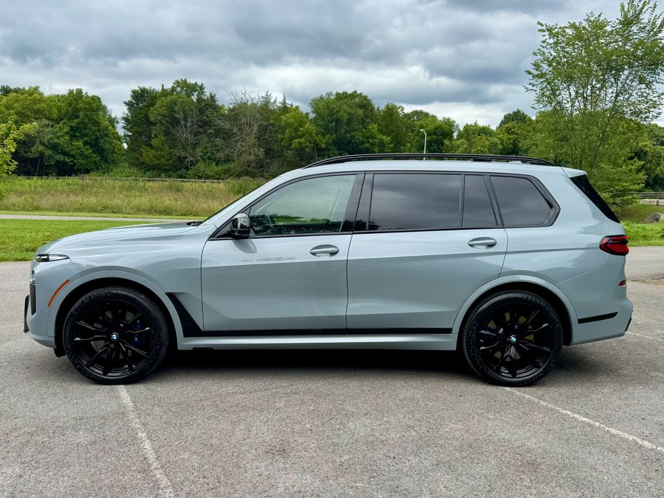 2024 BMW X7