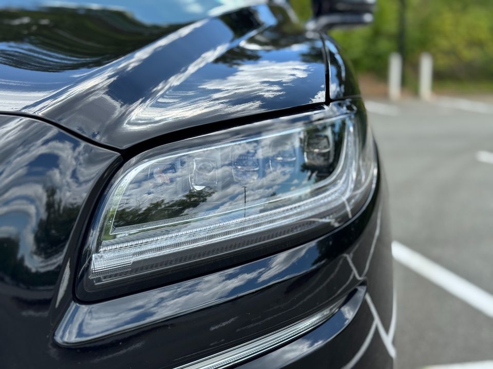 2022 Lincoln Nautilus Black Label