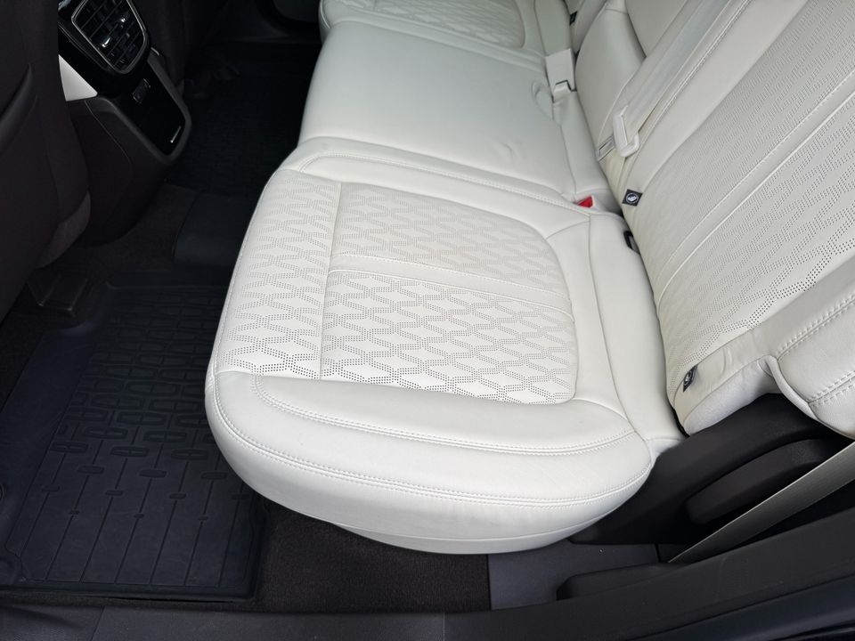 2022 Lincoln Nautilus Black Label