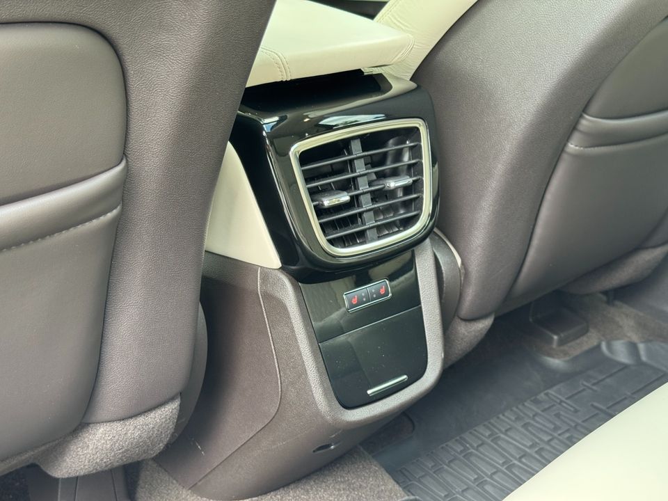 2022 Lincoln Nautilus Black Label