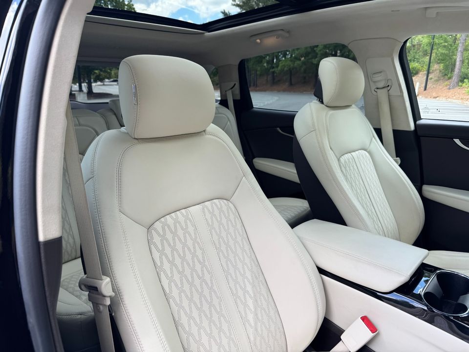 2022 Lincoln Nautilus Black Label