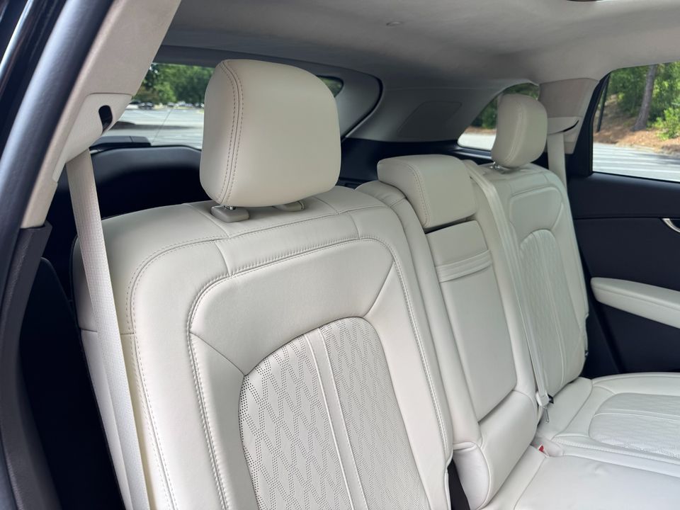 2022 Lincoln Nautilus Black Label