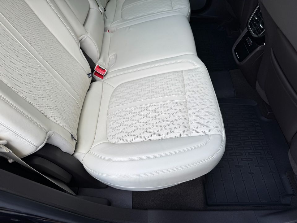 2022 Lincoln Nautilus Black Label