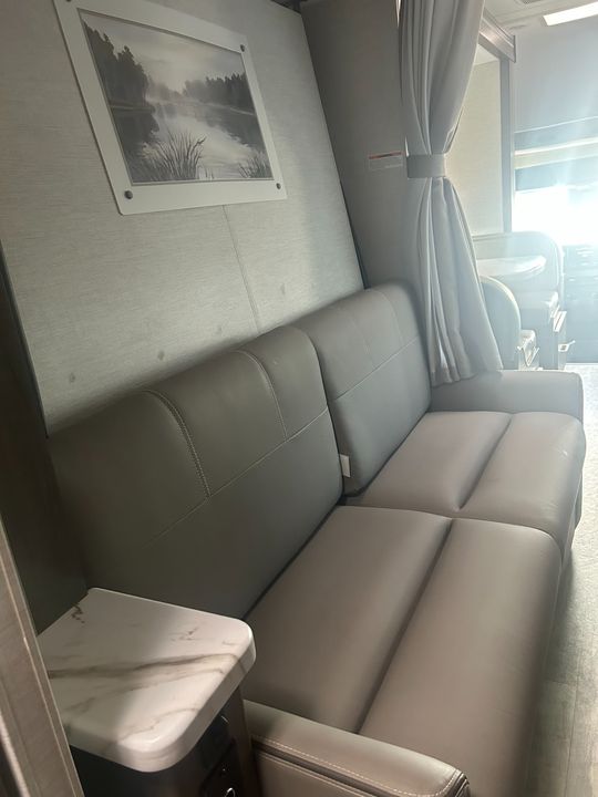 2024 Mercedes-Benz Sprinter