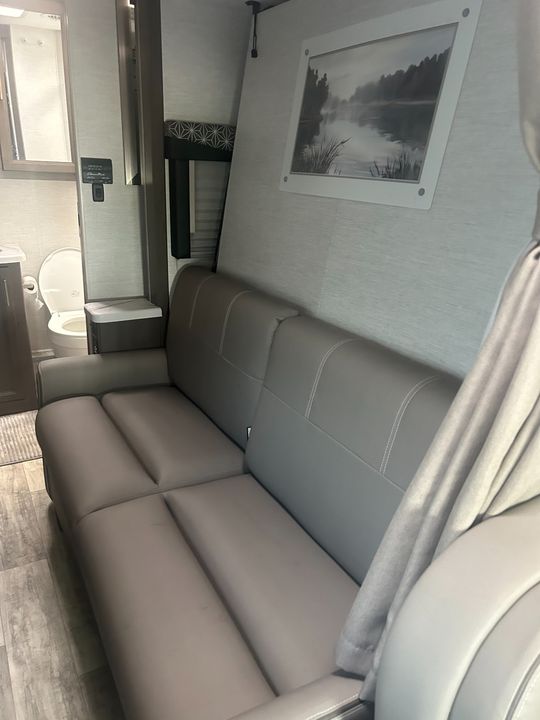 2024 Mercedes-Benz Sprinter