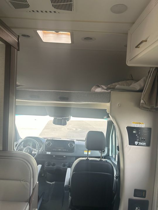 2024 Mercedes-Benz Sprinter