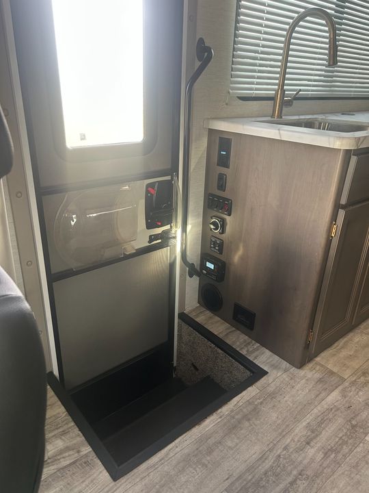 2024 Mercedes-Benz Sprinter