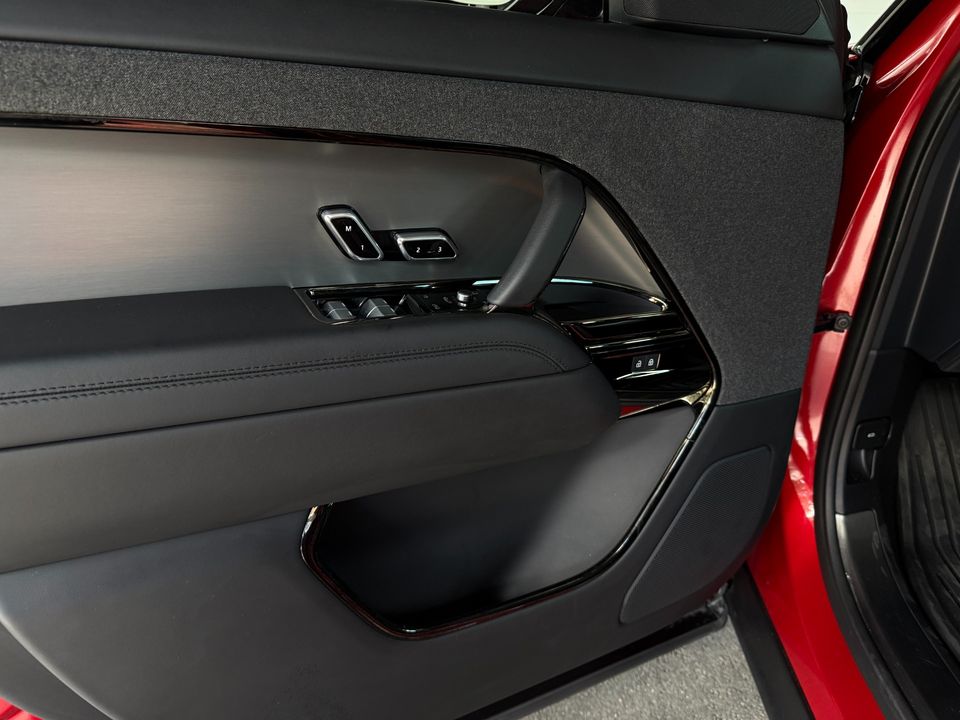 2024 Land Rover Range Rover Sport