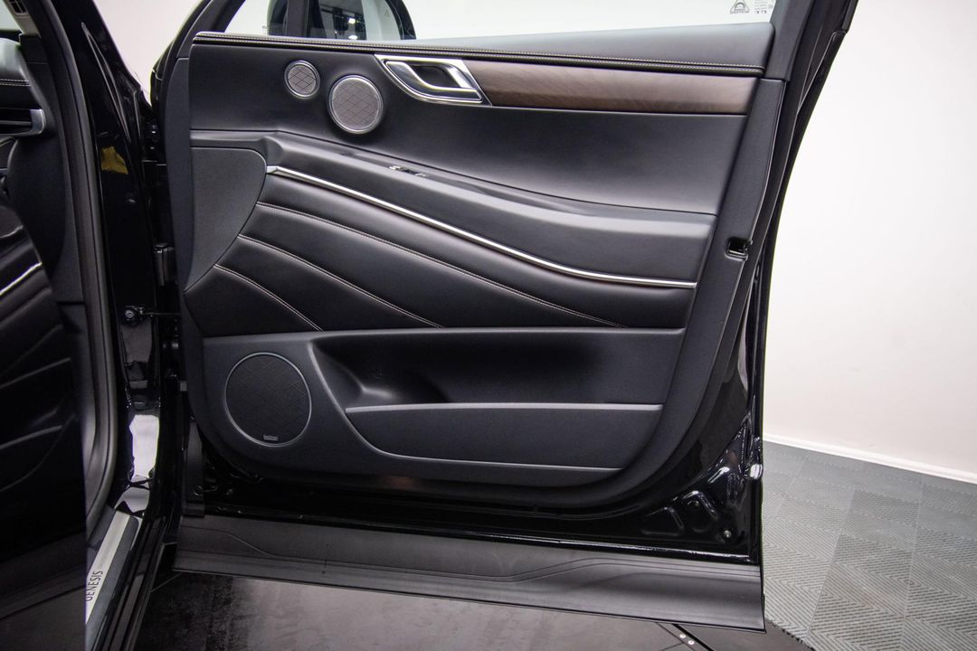 2024 Genesis GV80
