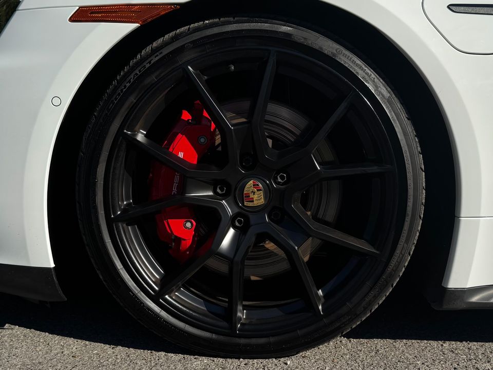 2024 Porsche Taycan