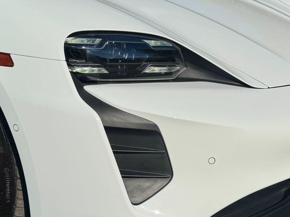 2024 Porsche Taycan