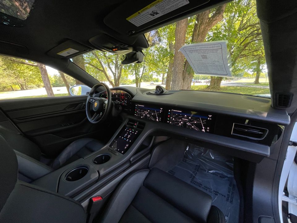 2024 Porsche Taycan