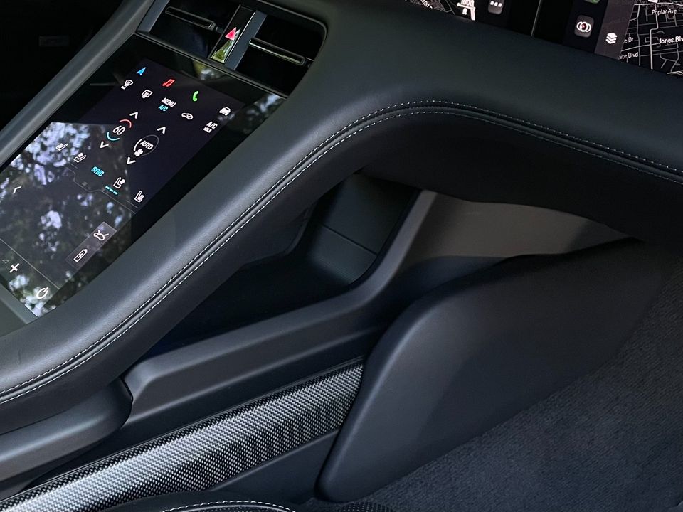 2024 Porsche Taycan