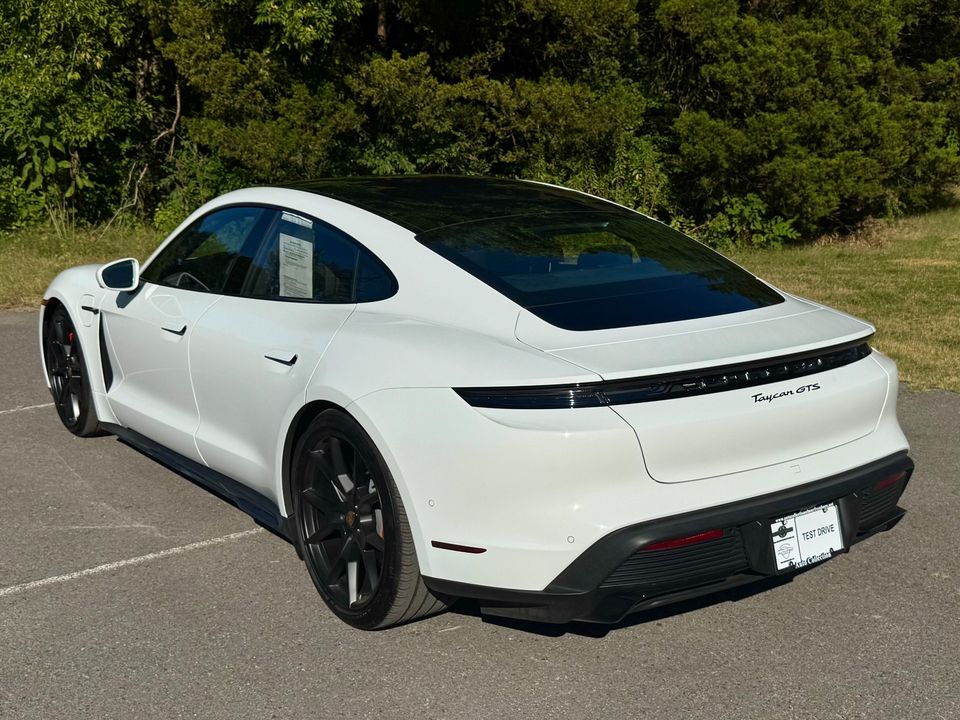 2024 Porsche Taycan