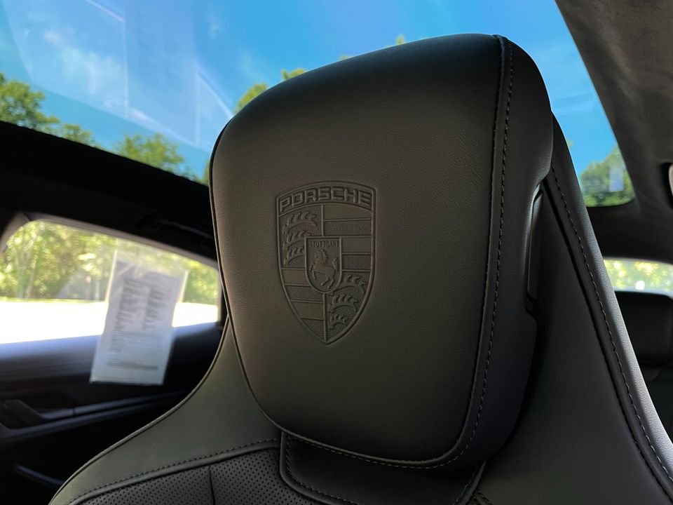 2024 Porsche Taycan