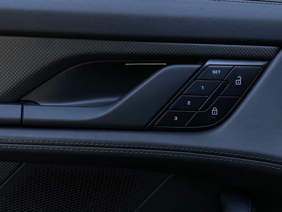 2024 Porsche Taycan