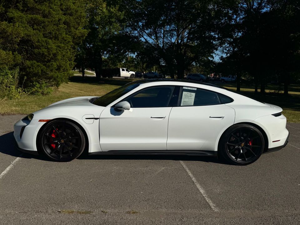 2024 Porsche Taycan